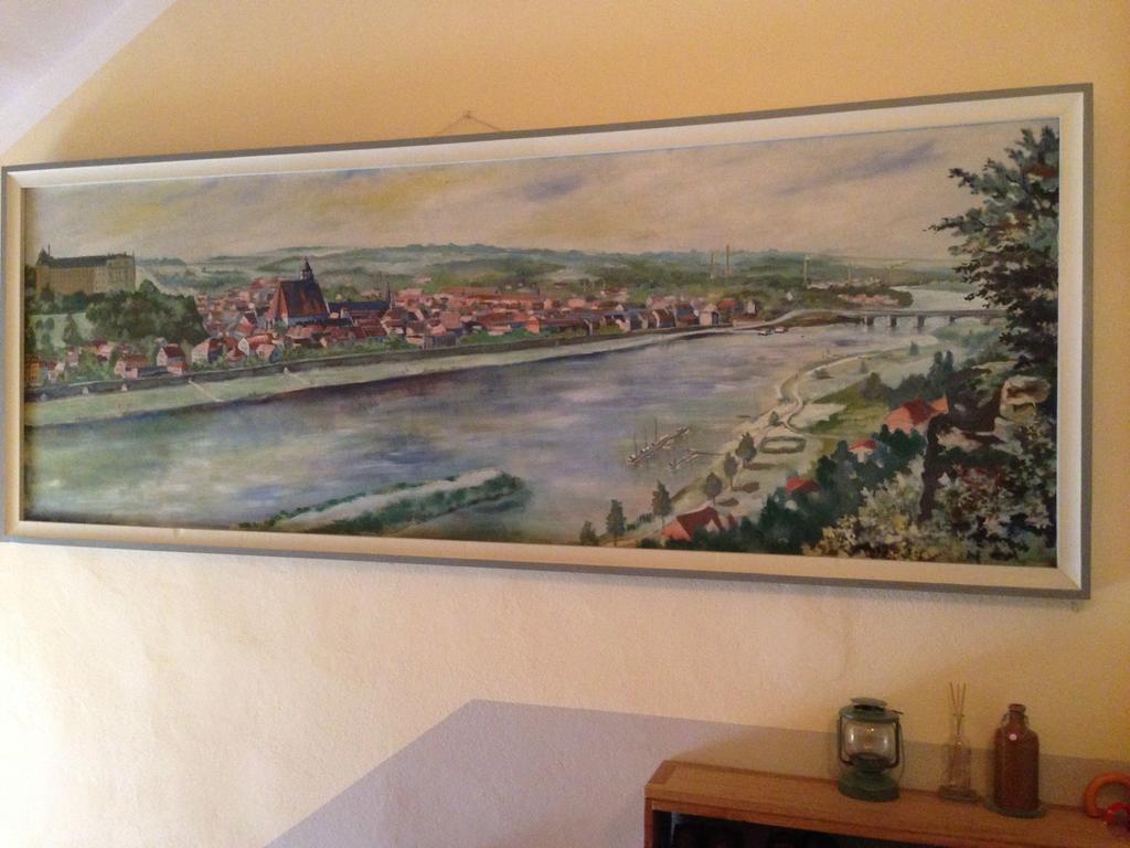 Apartamento Heiterer Blick Am Malerweg Pirna Habitación foto